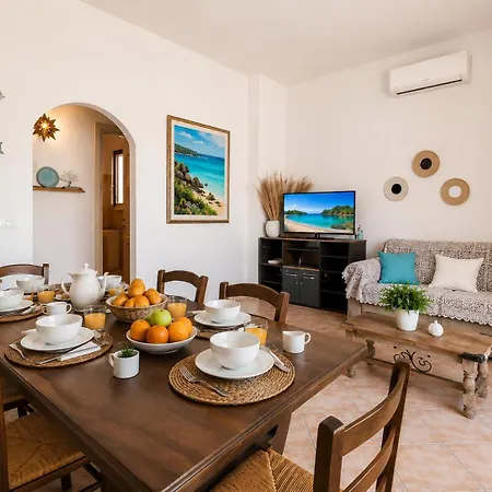Two Bedroom With Pool Taty
